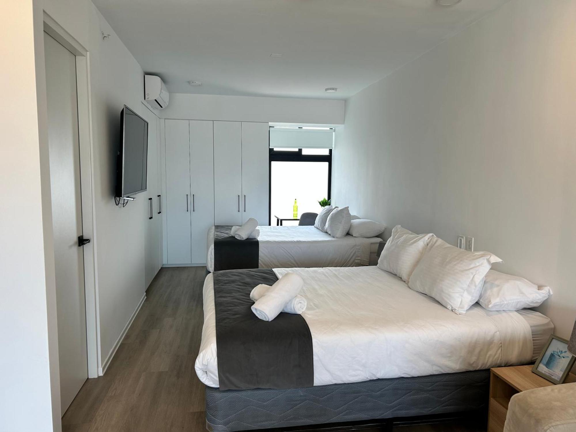 Bee Suites San Jose - Escalante Bagian luar foto