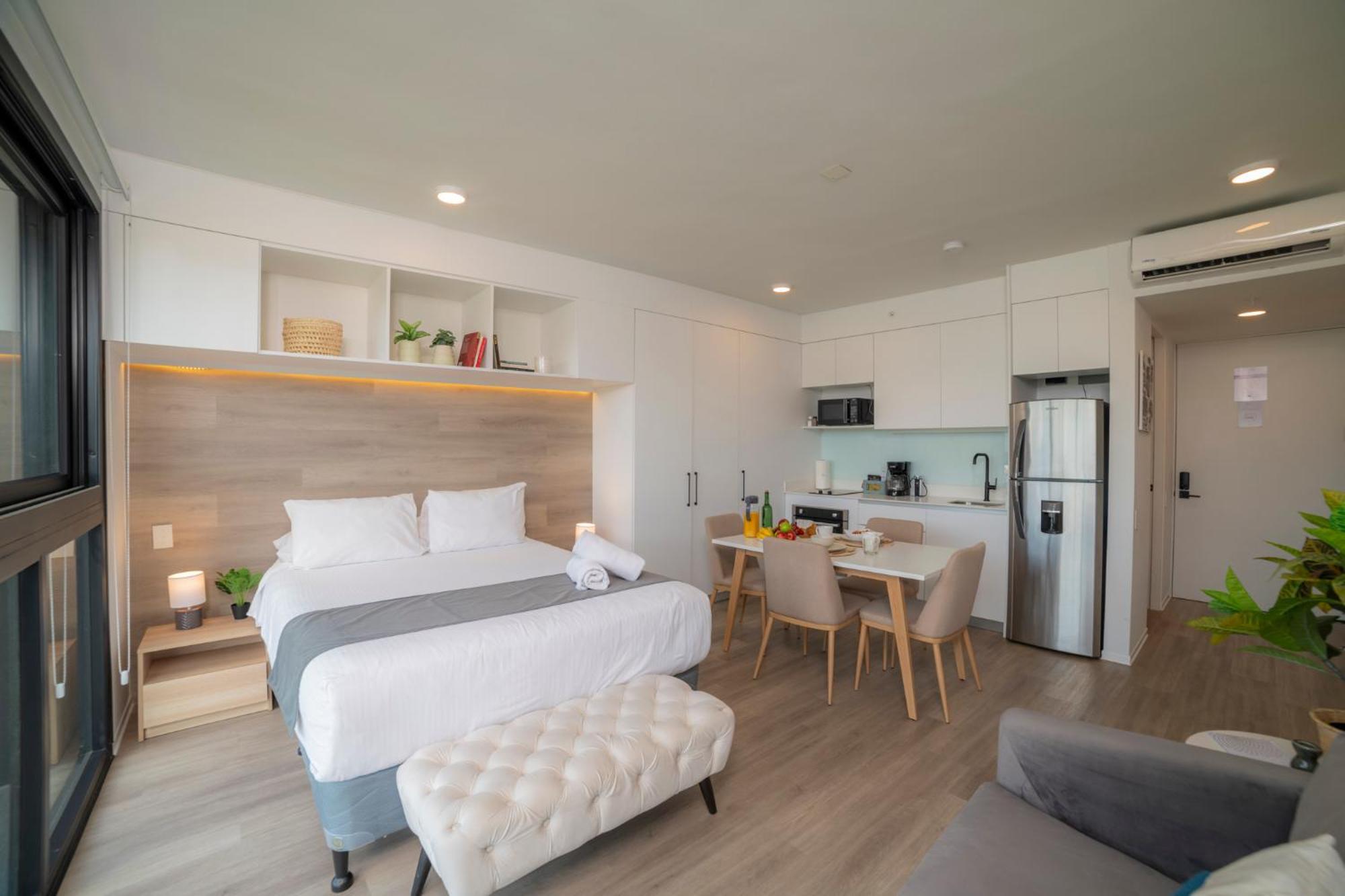 Bee Suites San Jose - Escalante Bagian luar foto