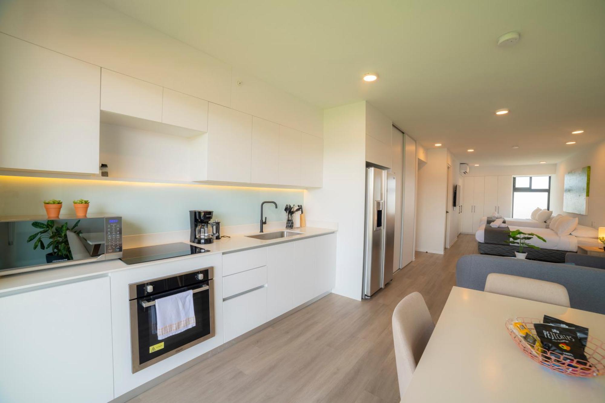 Bee Suites San Jose - Escalante Bagian luar foto