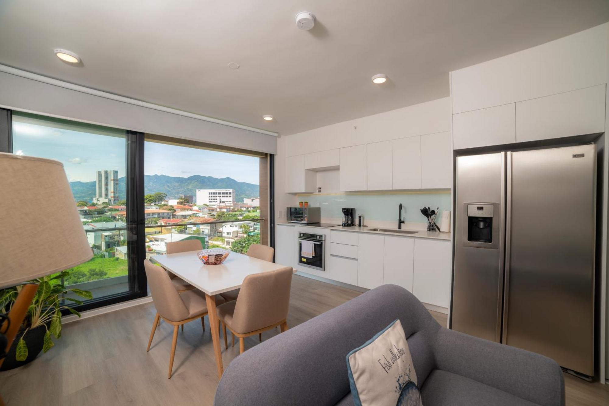 Bee Suites San Jose - Escalante Bagian luar foto