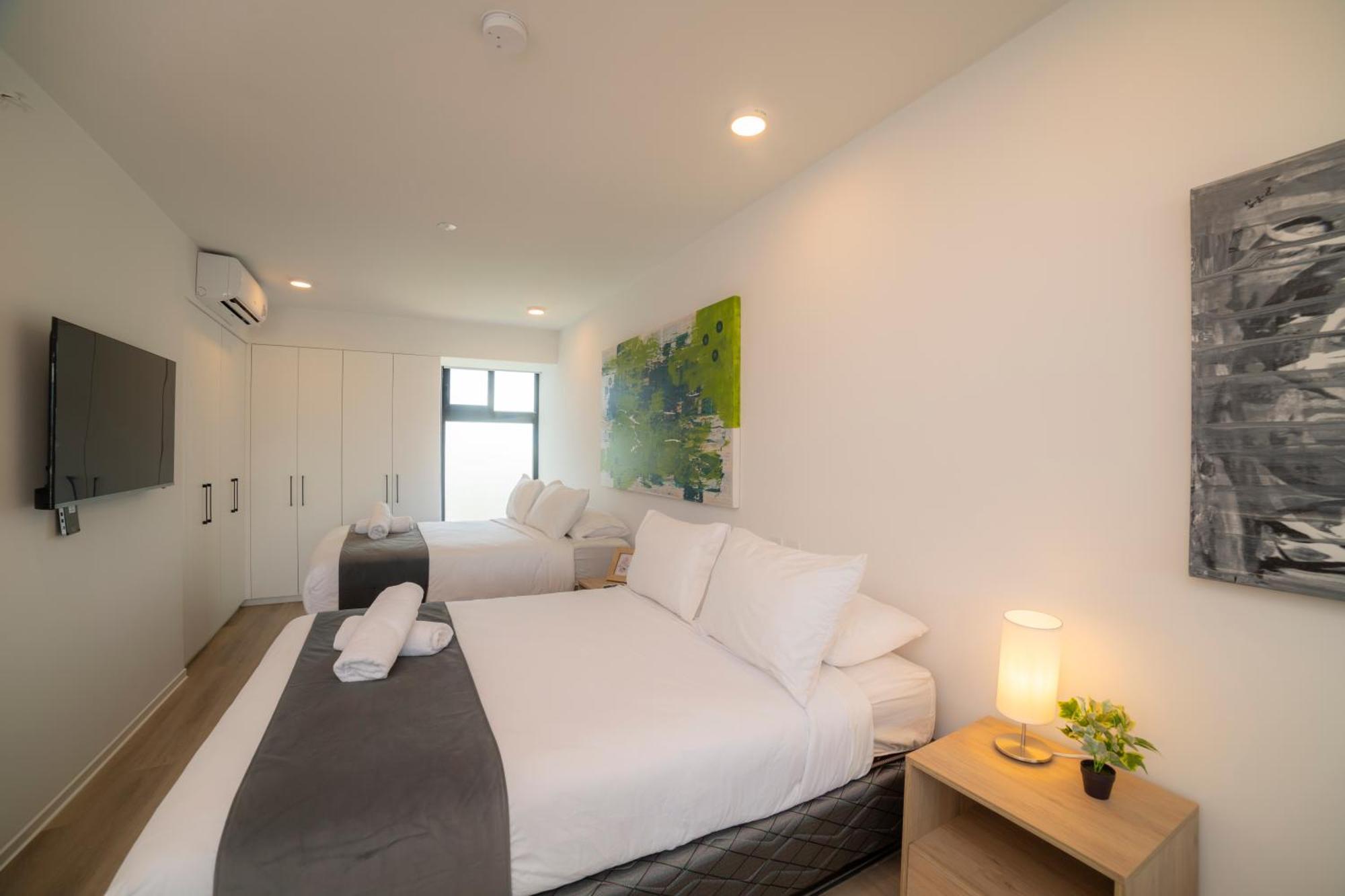 Bee Suites San Jose - Escalante Bagian luar foto